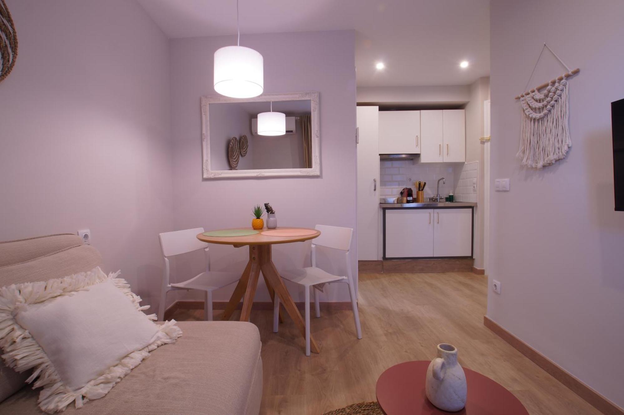 Budget Beach Studio 14 กาลองเย ภายนอก รูปภาพ